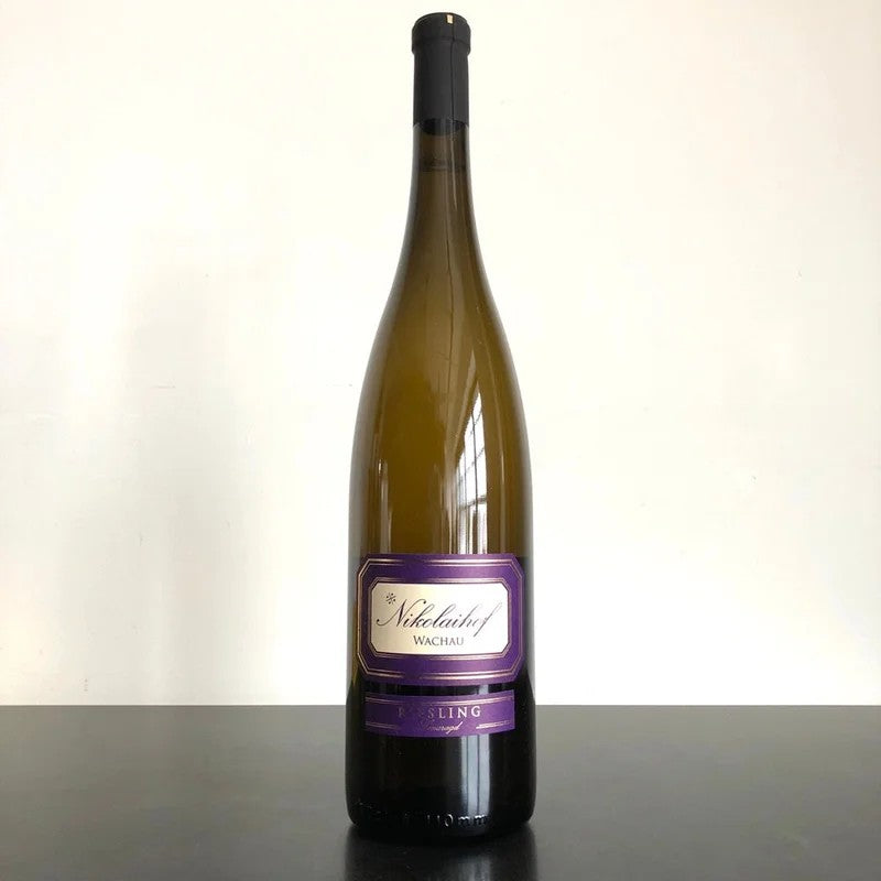 2017FamilieSaahsNikolaihofRieslingvomStein1.5LMagnumSmaragd,Wachau,Austria