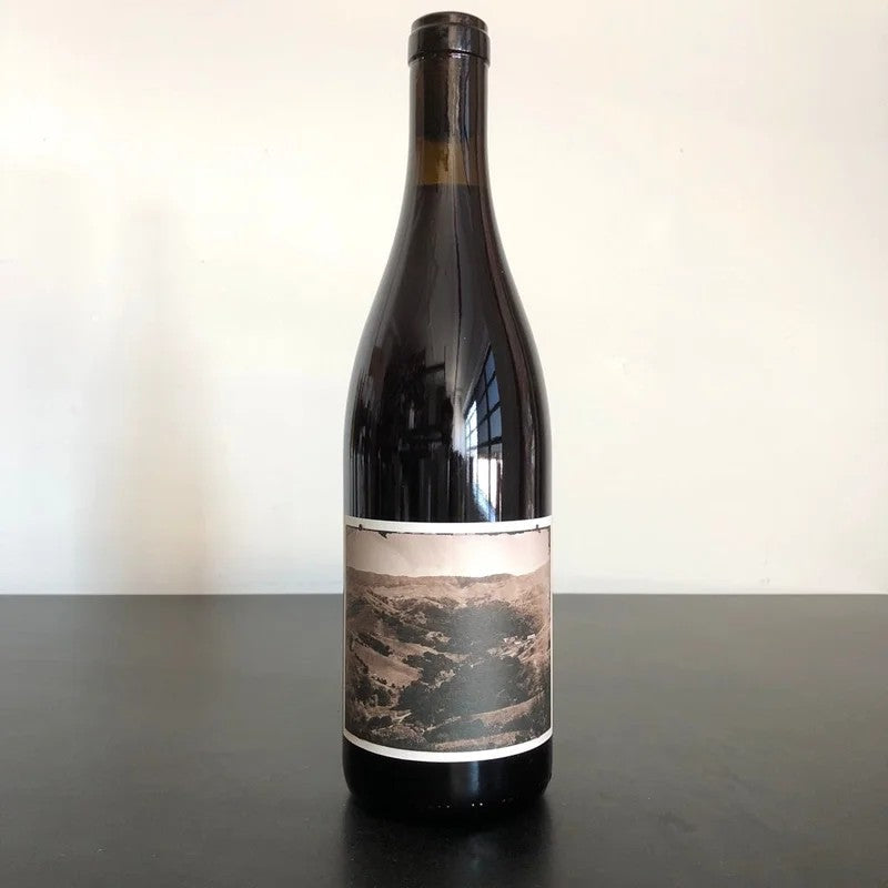 2021SandhiPinotNoir‘WhiteBuffaloLandTrust’,SantaBarbaraCounty,USA