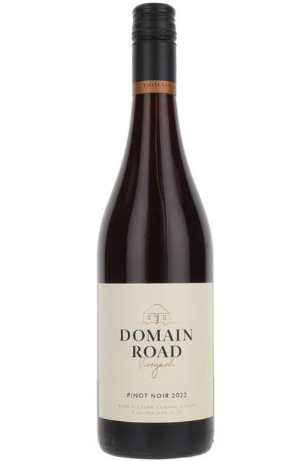 DomainRoadBannockburnPinotNoir2022