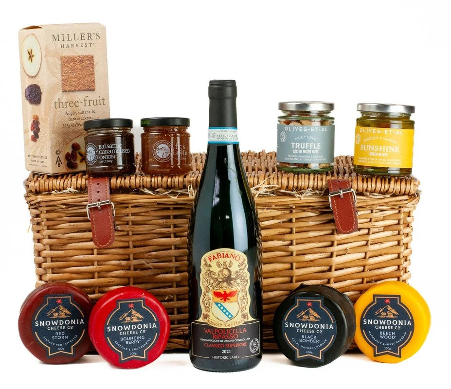 FabianoValpolicellaRipassoRedWine,Cheese&NibblesLuxuryHamper