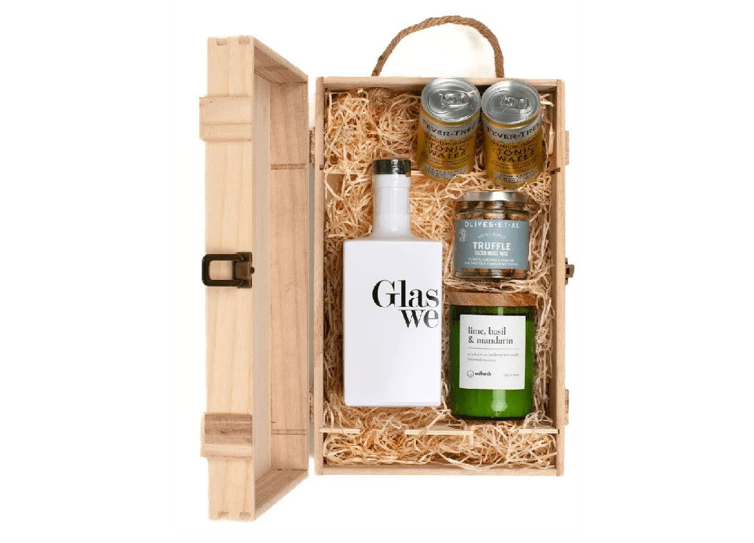 GlasweginOriginalGin,WineBottleCandle,&LuxuryNibblesWoodenGiftBoxSet