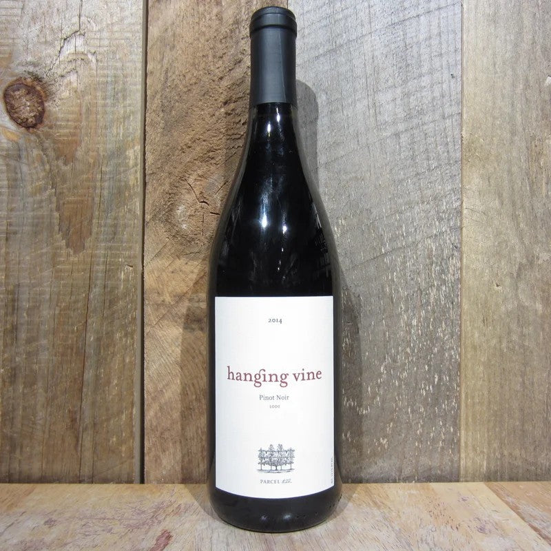 HangingVinePinotNoir750ml