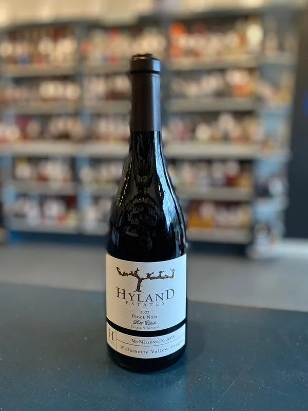 HYLANDESTATES‘PETITESTATE’PINOTNOIR,WILLAMETTEVALLEY,OREGON2022