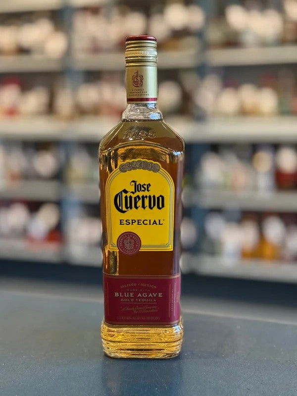 JOSECUERVOESPECIALGOLDTEQUILA