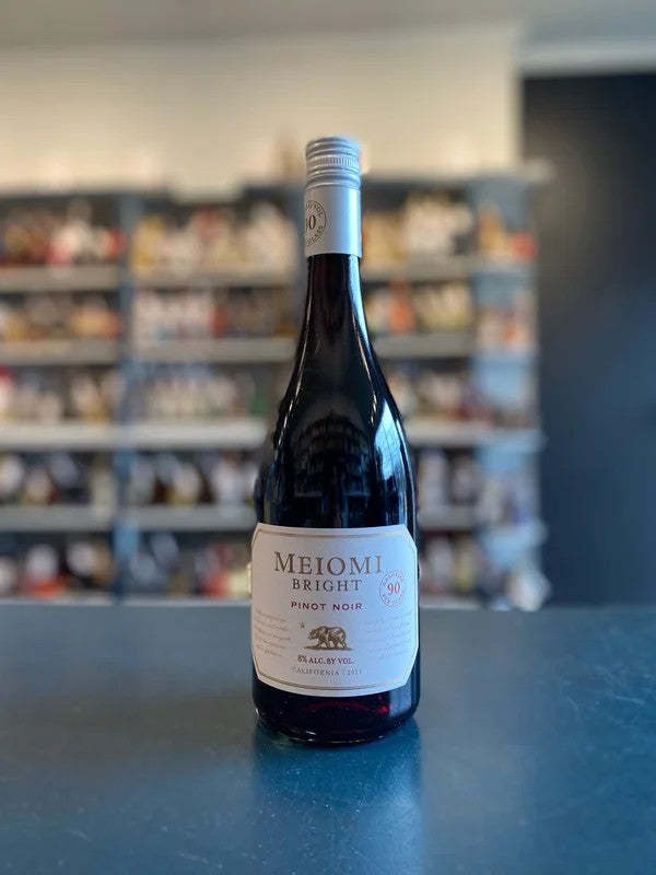 MEIOMI‘BRIGHT’PINOTNOIR,CALIFORNIA2021