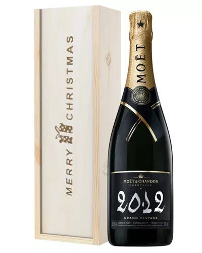 MoetetChandonVintageSingleBottleChristmasGiftinWoodenBox