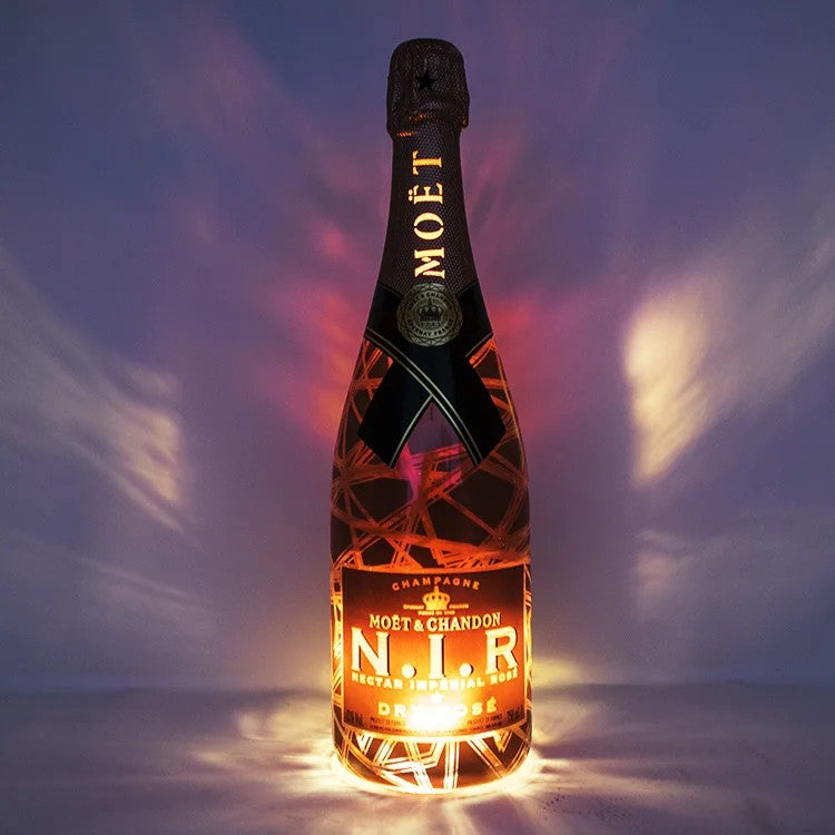 MOETN.I.R75CLilluminate