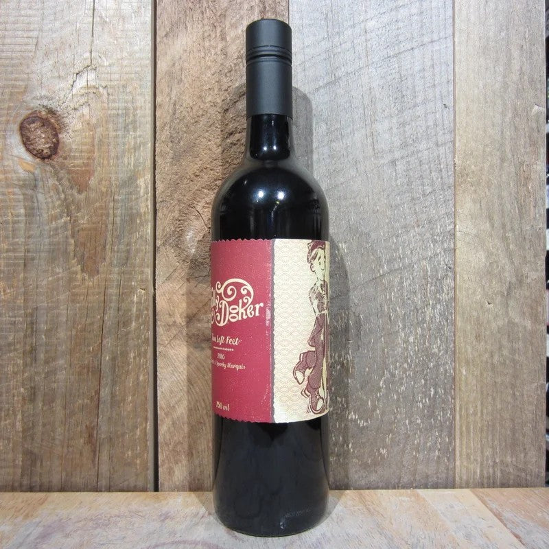 MollydookerTwoLeftFeet2021750ml