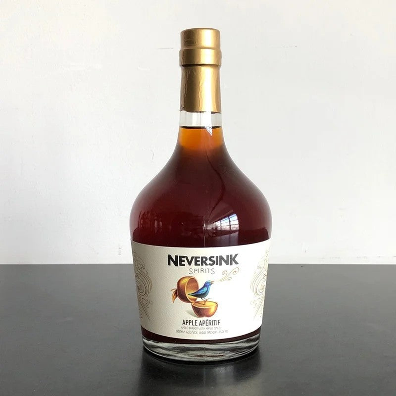 NeversinkSpiritsAppleAperitif,NewYork,USA