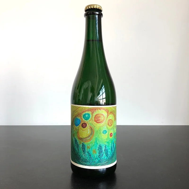 NVRedbyrdBirdhouseBlockNaturallySparklingCider,FingerLakes,USA