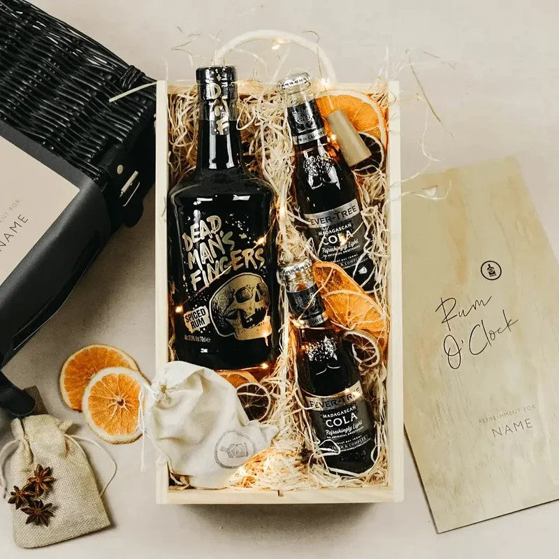 PersonalisedDeadMan’sFingersRumGiftSet