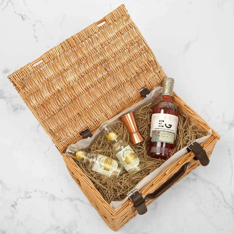 PersonalisedEdinburghGinLiqueurGiftHamper