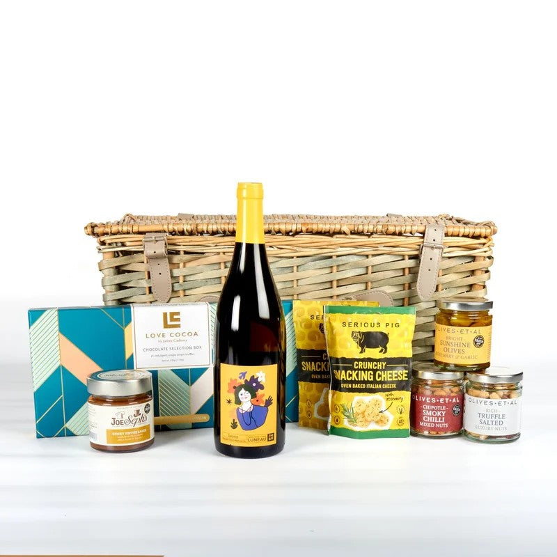 Pierre-Marie&MarieLuneauMuscadetSevreMainesurlie‘Garance’WhiteWineLuxuryHamper
