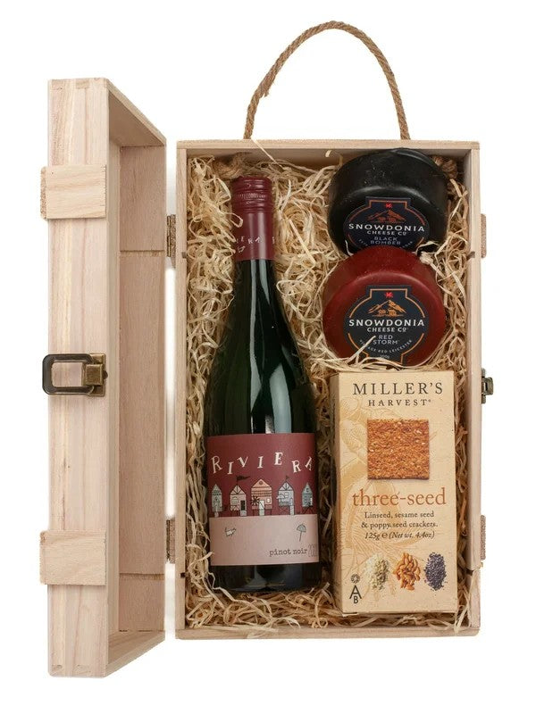 RivieraPinotNoirRedWine,Cheese&CrackersGiftBox