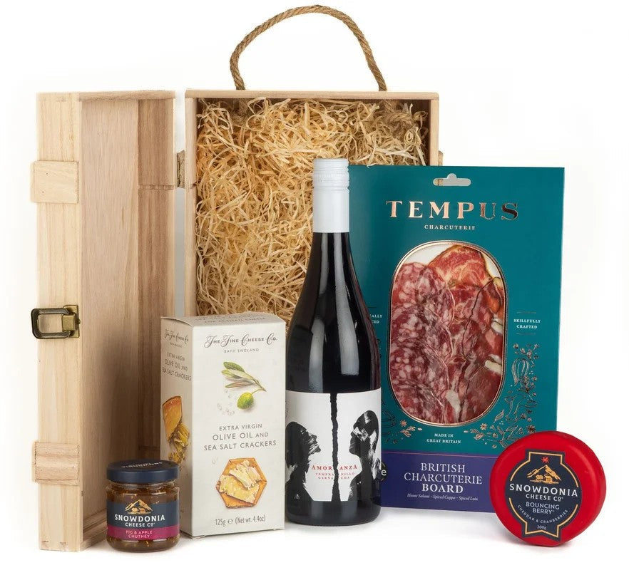 TheAmoranzaTempranilloRedWine&CheeseGiftBox