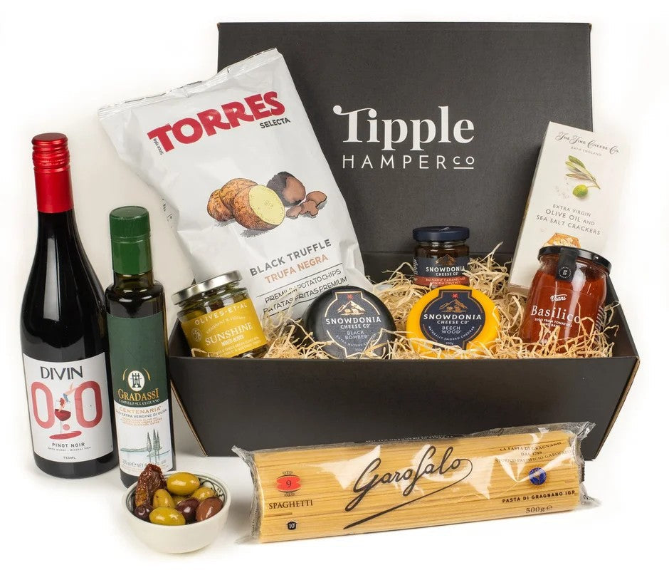 TheNon-AlcoholicRedWine,Cheese&NibblesHamper