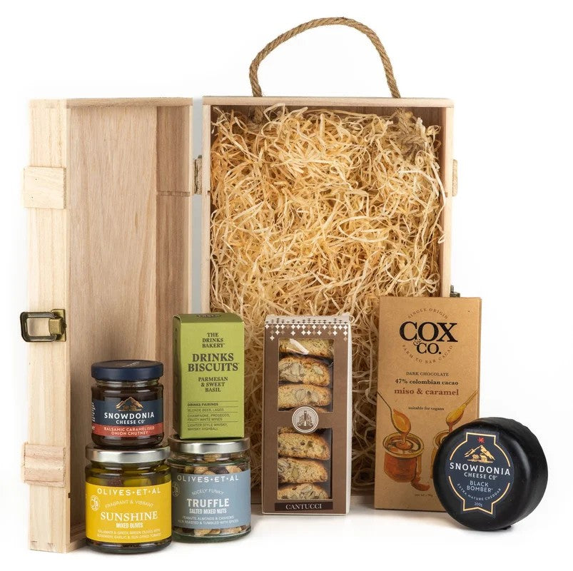 UltimateNibblesGiftBox