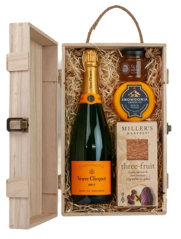 VeuveClicquotChampagne&CheeseGiftBox