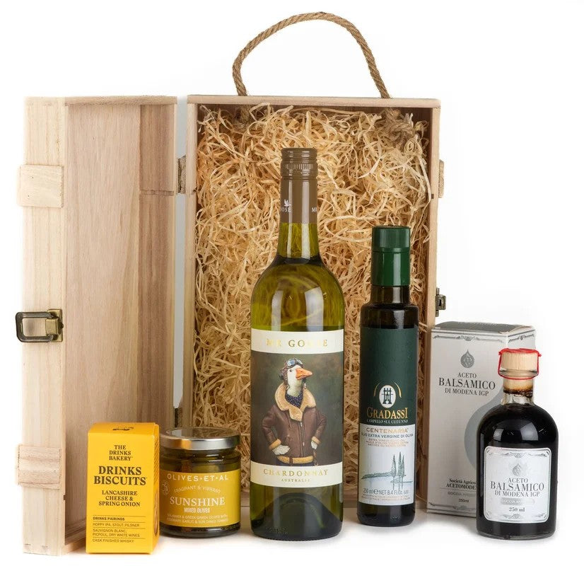WhiteWine,OliveOil,CheeseandNibblesHamper