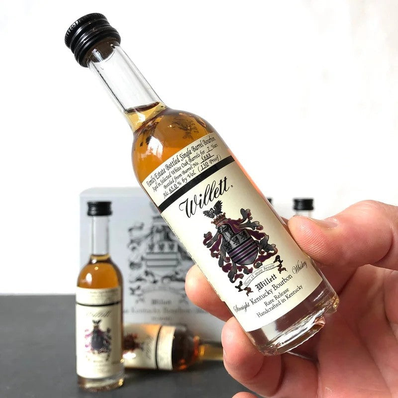 WillettFamilyEstateBottledSingle-Barrel7YearOldStraightBourbonWhiskey,Kentucky,USA(50ml)
