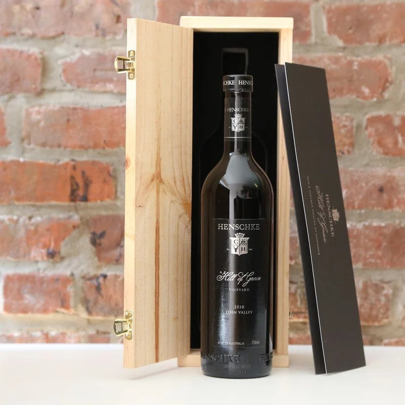 2010HenschkeHillofGraceVineyard,EdenValley,Australia