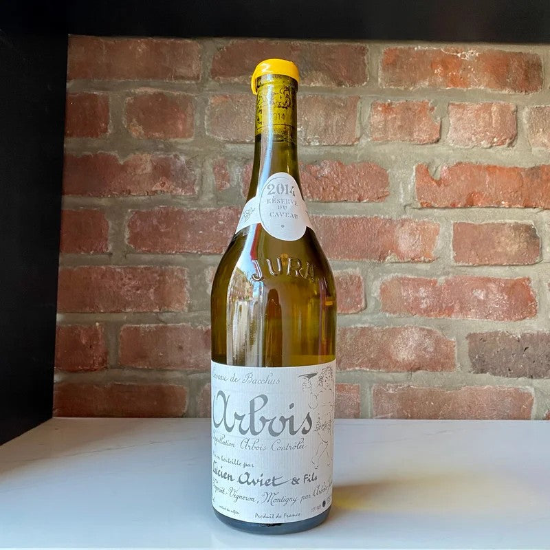 2014LucienAviet&FilsArboisCaveaudeBacchus‘ReserveduCaveau’SavagninJura,France