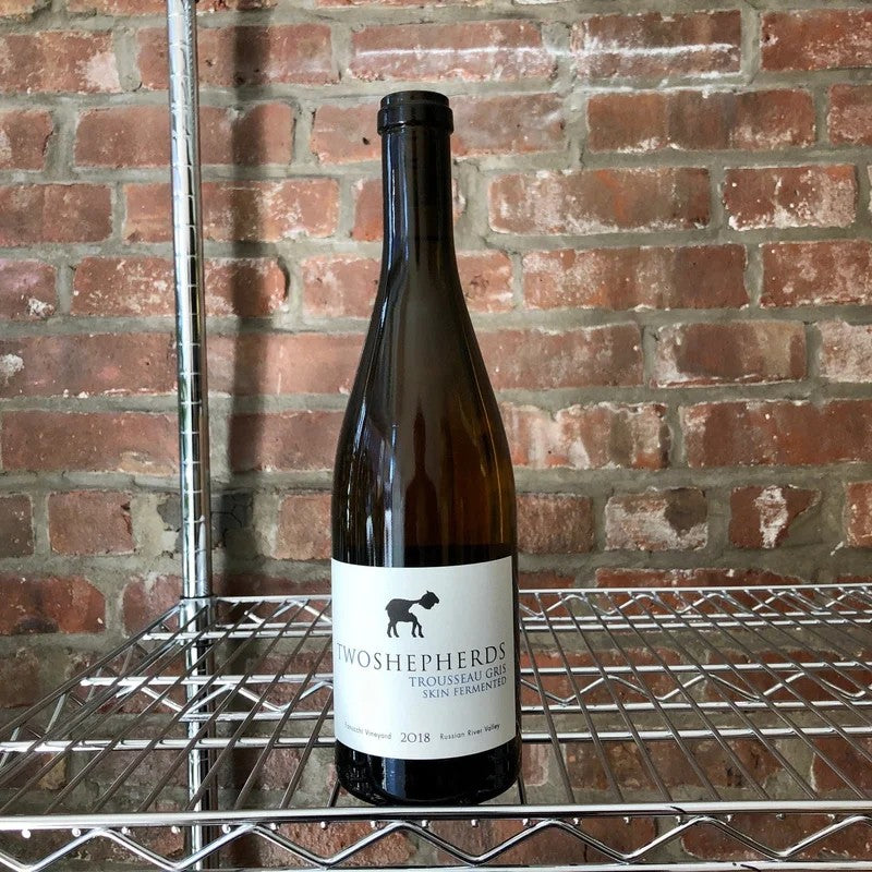 2018TwoShepherdsFanucchiVineyardTrousseauGris,RussianRiverValley,USA