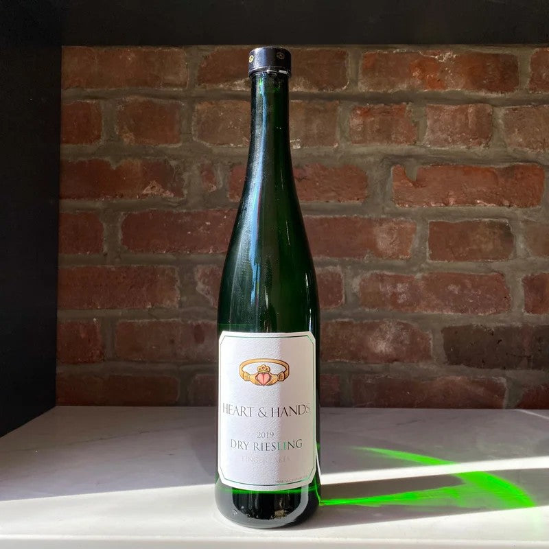 2019Heart&HandsDryRiesling,FingerLakes,USA