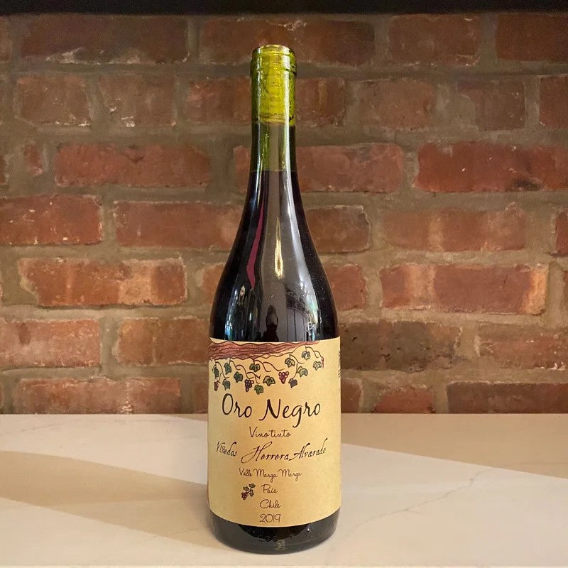 2019VinedosHerreraAlvarado‘OroNegro’Tinto,ValleMargaMarga,Chile