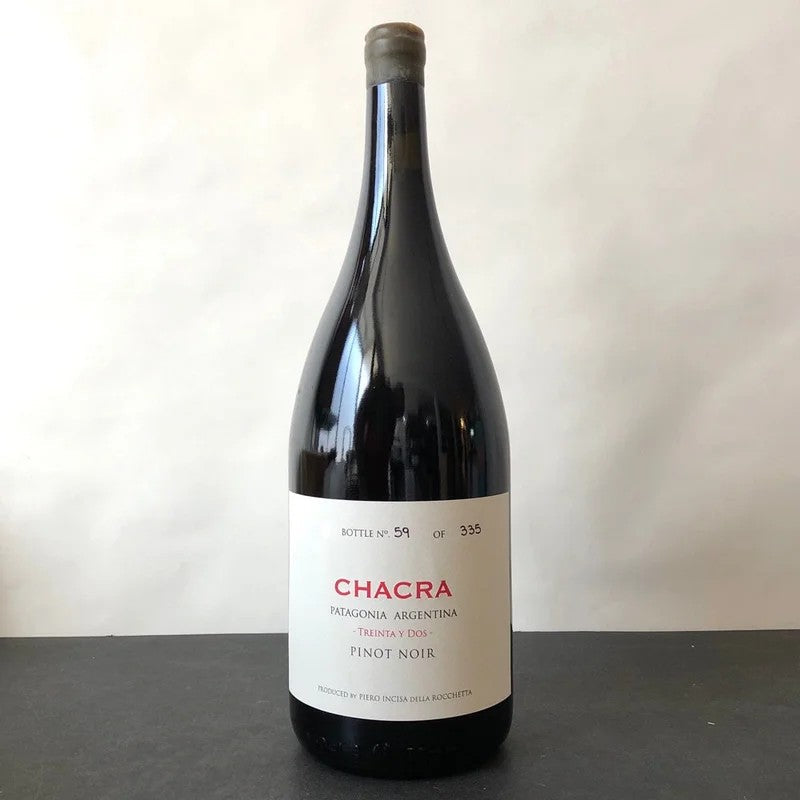 2021BodegaChacra‘TreintayDos32’PinotNoir,RioNegro,Argentina(Magnum)1.5L