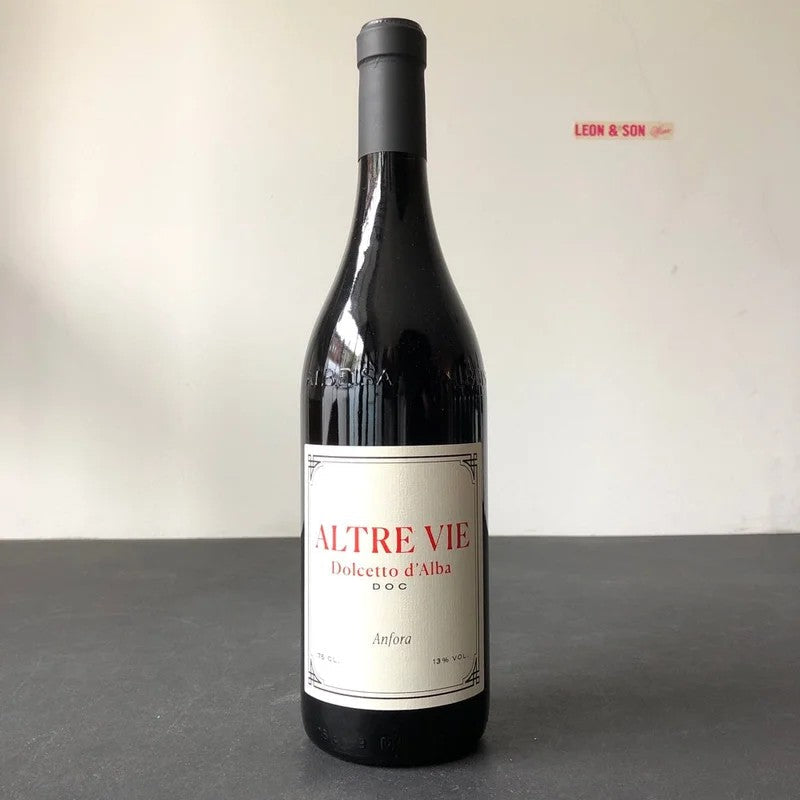 2022AltreVie‘Anfora’Dolcettod’Alba,Piedmont,Italy