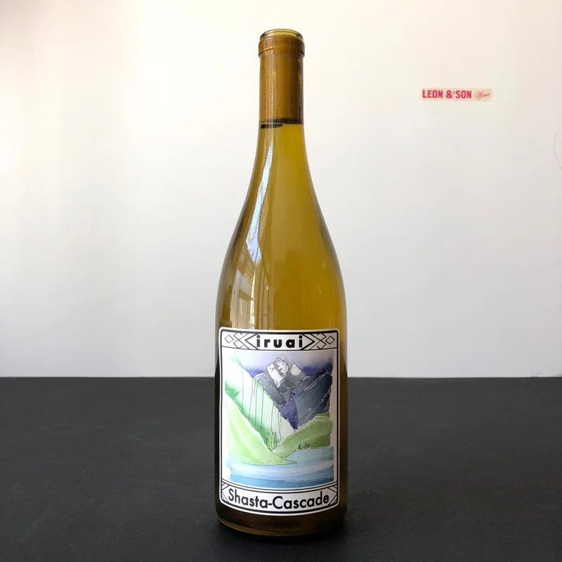 2023IruaiShasta-CascadeWhiteCalifornia,USA
