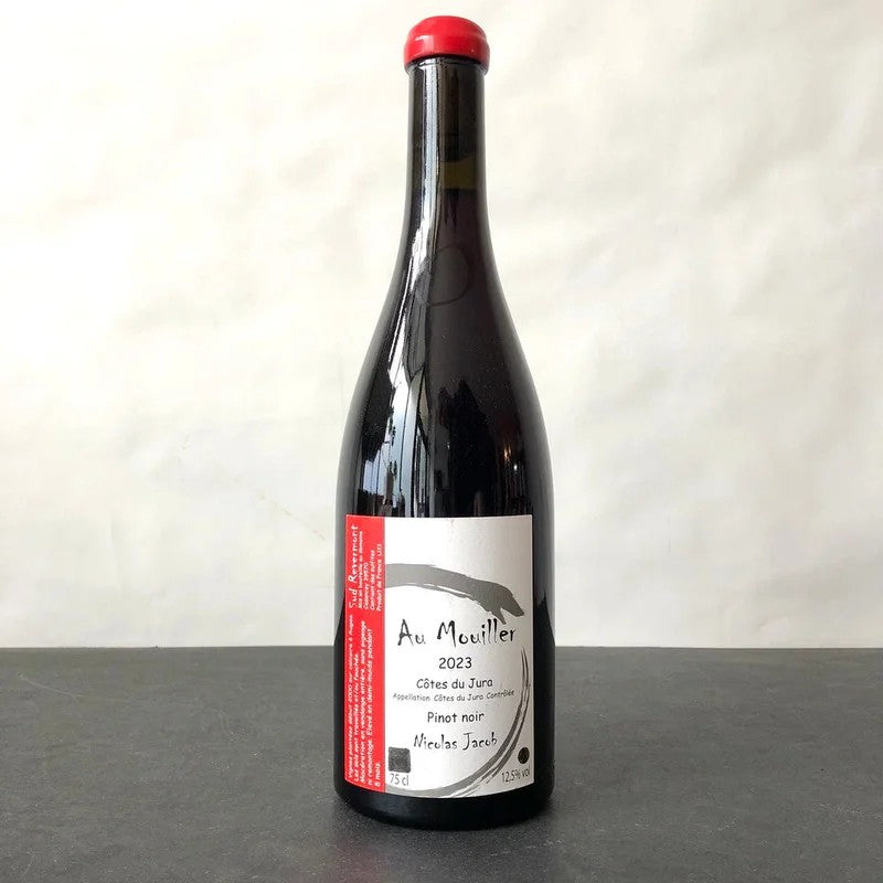 2023NicolasJacobCotesduJuraAuMouillerPinotNoir,France