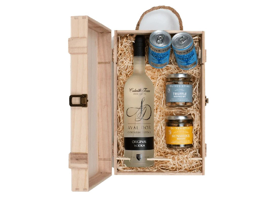 AvalDorVodka&LuxuryNibblesWoodenGiftBoxSet