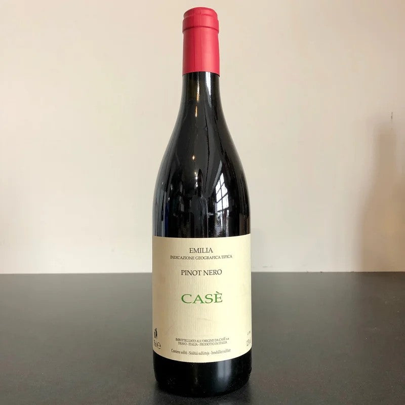 Case‘RivadelCiliegio’PinotNeroEmiliaIGTEmilia-Romagna,Italy
