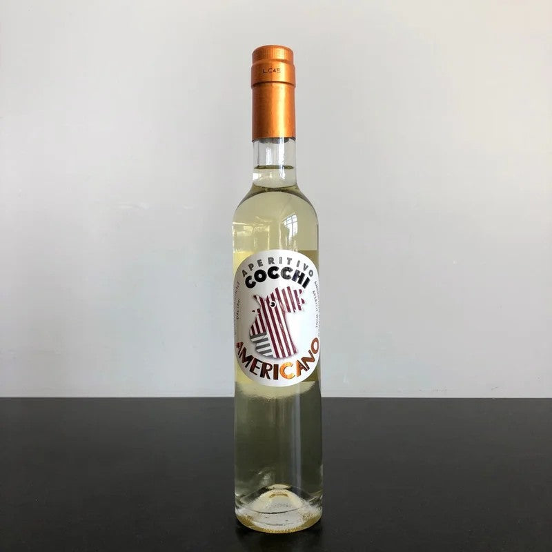 CocchiAmericanoBiancoAperitivo,Piedmont,Italy375ML