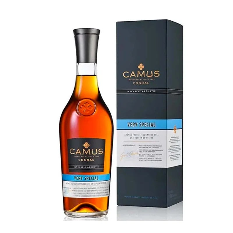 CognacCamusVerySpecialCl70Cased