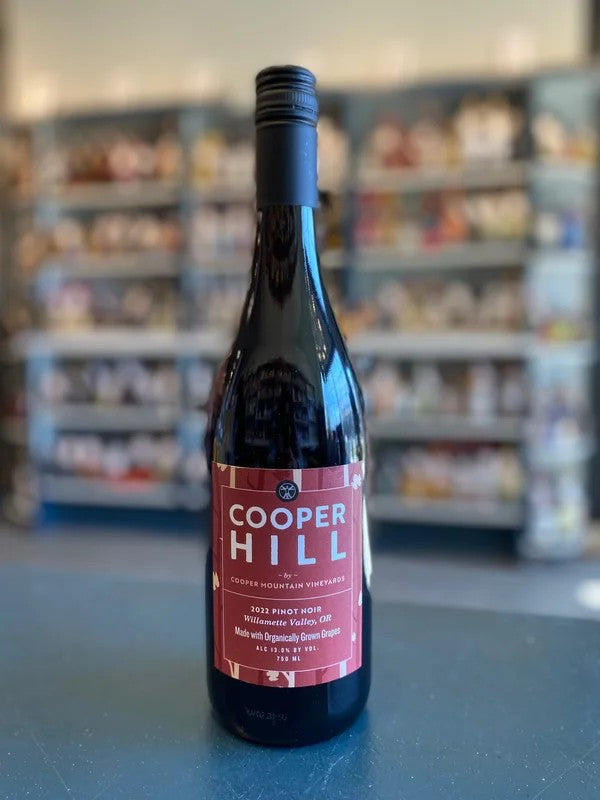 COOPERHILLPINOTNOIR,OREGON2022