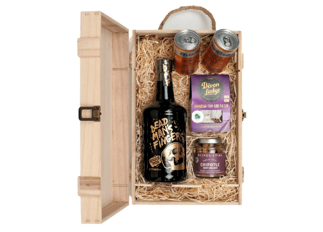 DeadMan’sFingersSpicedRum&LuxuryNibblesWoodenGiftSet