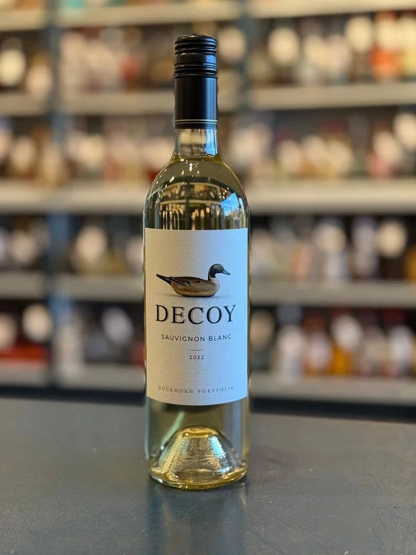 DECOYSAUVIGNONBLANC,CALIFORNIA2024
