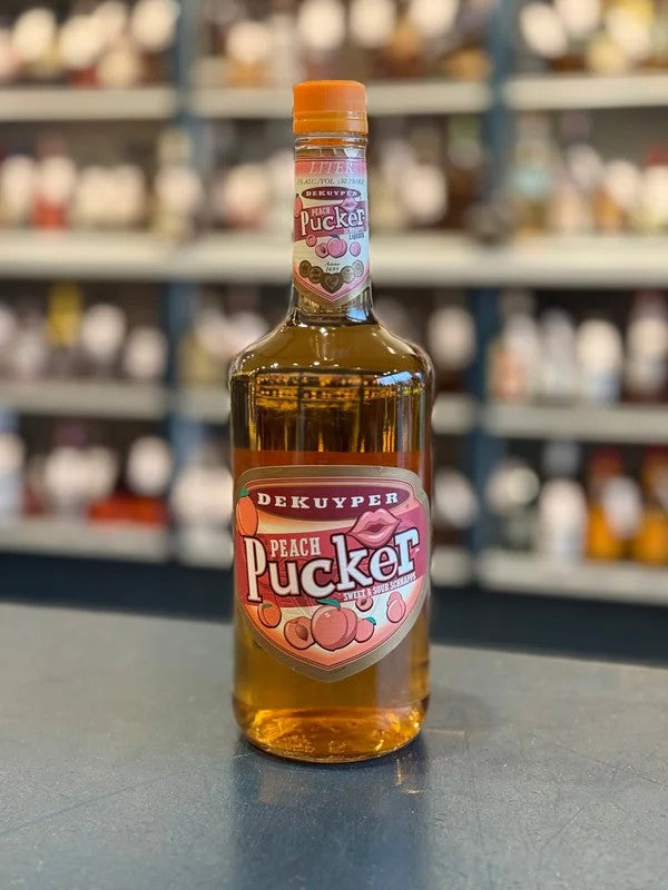 DEKUYPERPUCKERPEACHSCHNAPPS