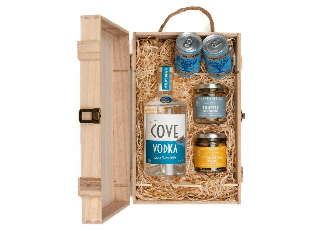 DevonCoveVodka&LuxuryNibblesWoodenGiftBoxSet