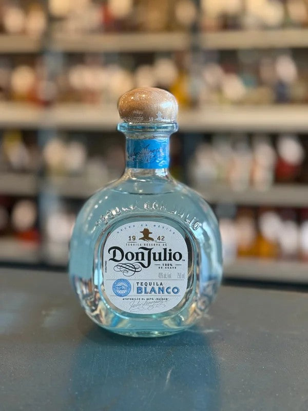 DONJULIOTEQUILABLANCO