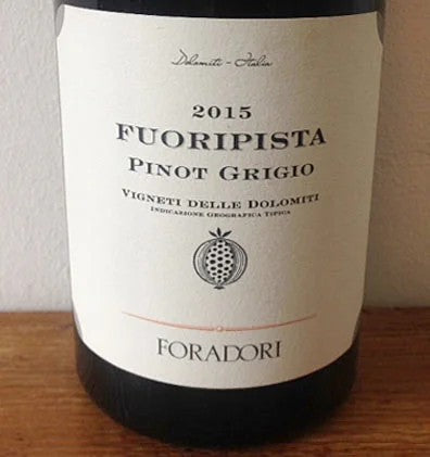 FuoripistaPinotGrigio2021VignetidelleDolomitiIgt–Foradori