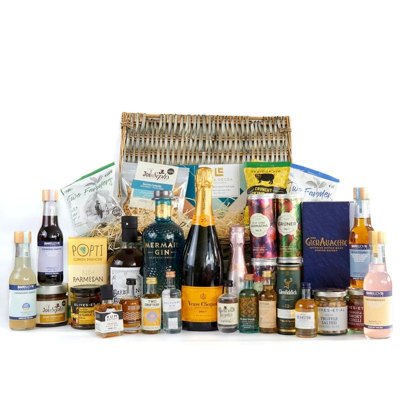 Gin,Champagne,Rum,Whisky,Wine,Cocktails,&NibblesLuxuryHamper