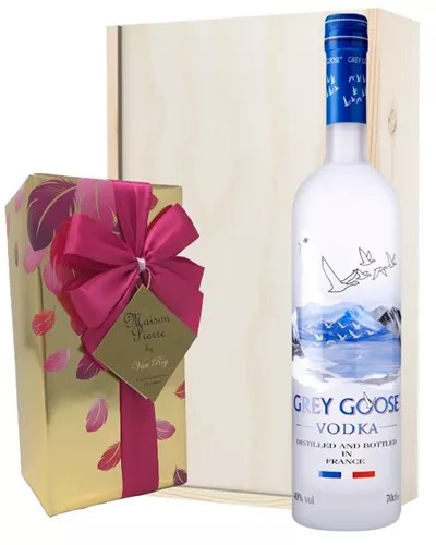 GreyGooseVodkaAndChocolatesGiftSetinWoodenBox