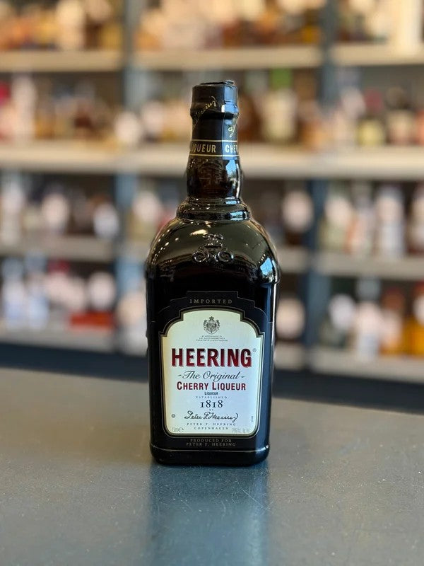 HEERINGCHERRYLIQUEUR