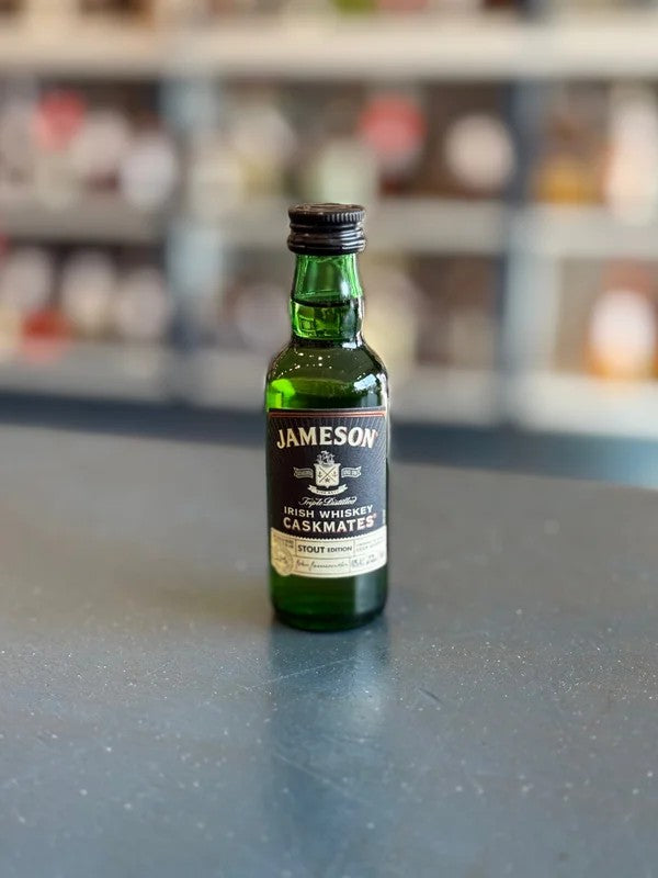 JAMESONCASKMATESSTOUTEDITIONIRISHWHISKEY