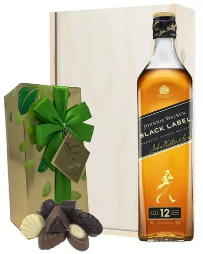 JohnnieWalkerBlackLabelAndChocolatesGiftSetinWoodenBox