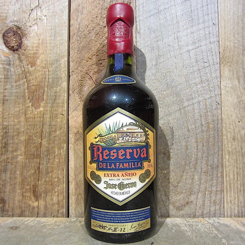 JoseCuervoExtraAnejoReservadeLaFamilia750ml